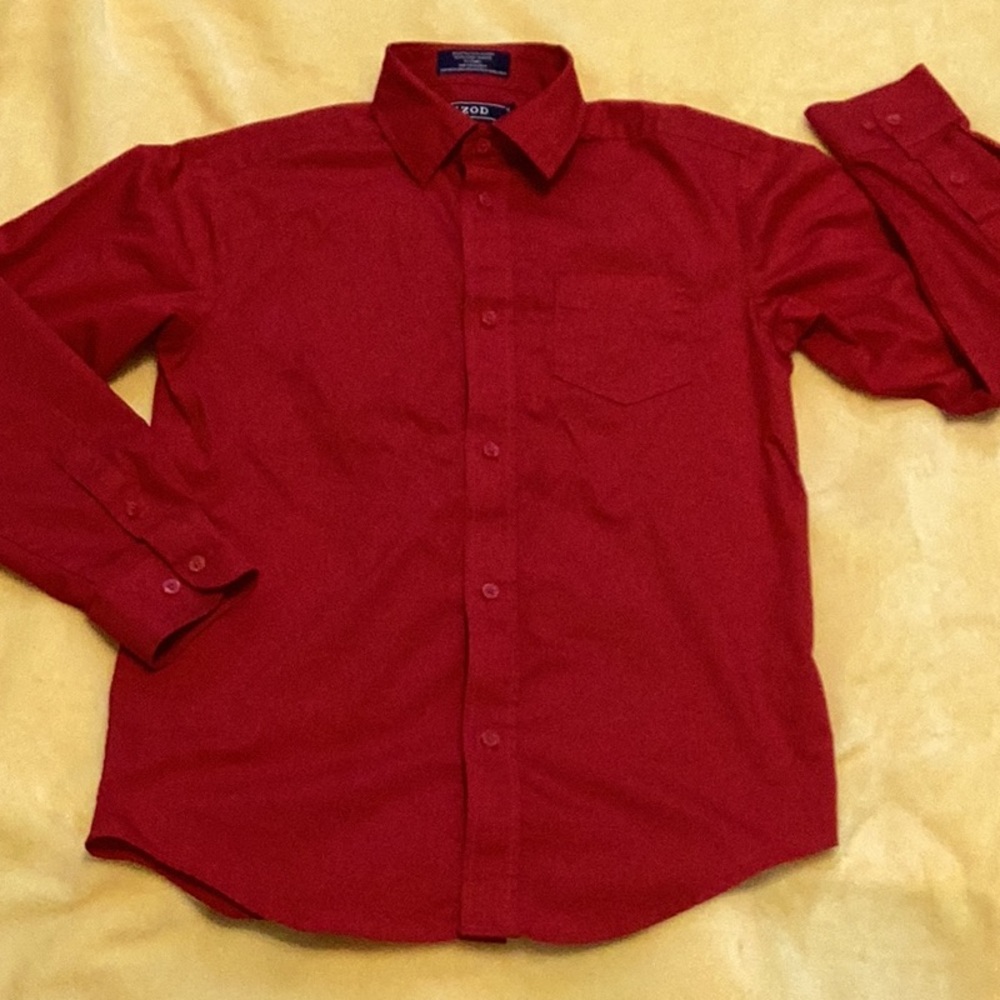 🏈 IZOD Red Button Down Shirt